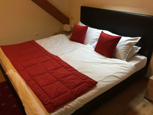 Внешний вид отеля Tourist Hotel