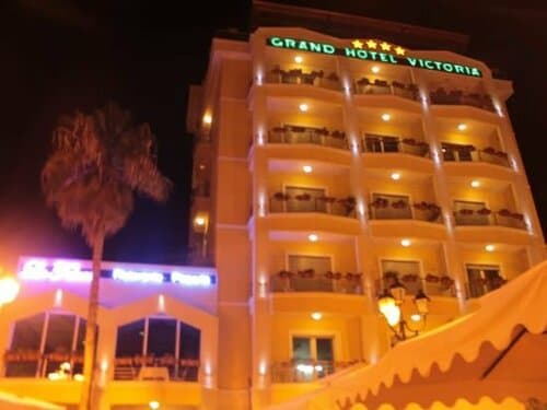 Внешний вид отеля Grand Hotel Victoria