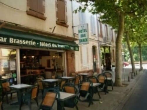 Внешний вид отеля Hôtel Brasserie du Parc в Альби