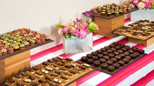 Внешний вид отеля voco Paris - Porte de Clichy в Клишах