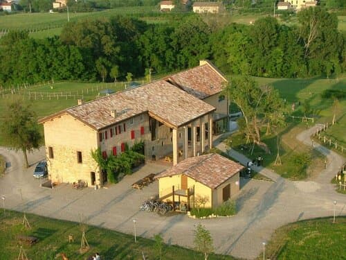 Внешний вид отеля Agriturismo La Razza