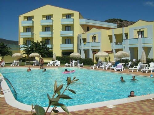 Внешний вид отеля Hotel Isola Rossa