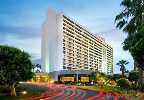 Внешний вид отеля Torrance Marriott Redondo Beach
