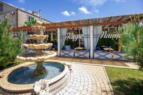 Внешний вид отеля Николаев двор в Тонком мысе