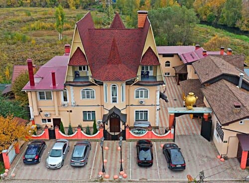 Внешний вид отеля Музеон в Пушкинском городском округе