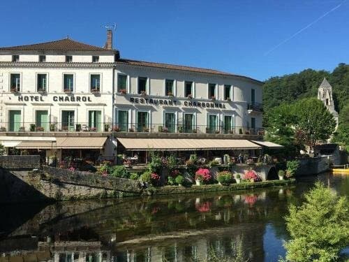 Внешний вид отеля Hotel Restaurant Charbonnel