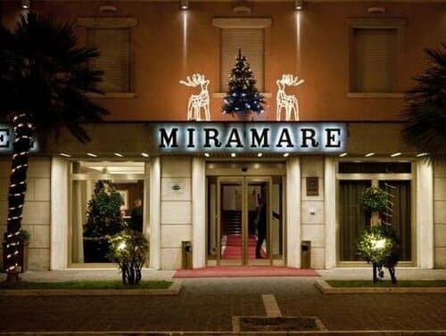 Внешний вид отеля Hotel Miramare