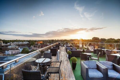 Внешний вид отеля The Varsity Hotel & SPA