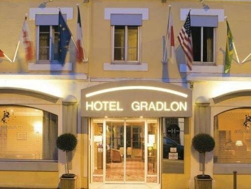 Внешний вид отеля Hotel Gradlon