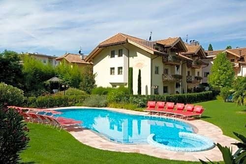 Внешний вид отеля Hotel Business Resort Parkhotel Werth