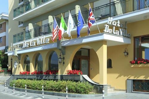 Внешний вид отеля Grand Hotel De La Ville