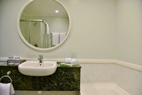 Внешний вид отеля Holiday Inn Johannesburg Airport