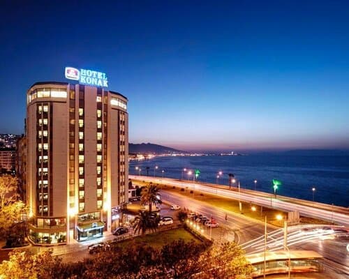 Внешний вид отеля Best Western Plus Hotel Konak в Конаке