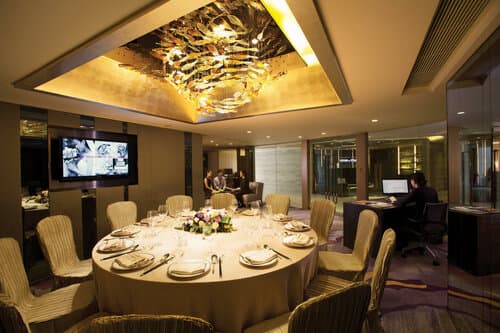 Внешний вид отеля Crowne Plaza Hong Kong Kowloon East, an Ihg Hotel