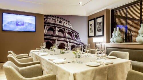 Внешний вид отеля Hotel Indigo Rome - St. George