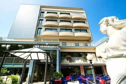 Внешний вид отеля Hotel Metropolitan в Беллария-Иджеа-Марине