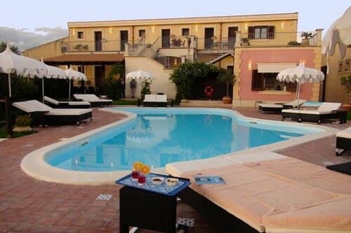 Внешний вид отеля Hotel La Corte del Sole