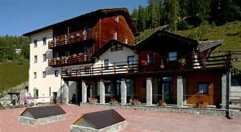 Внешний вид отеля Hotel Lion Noir
