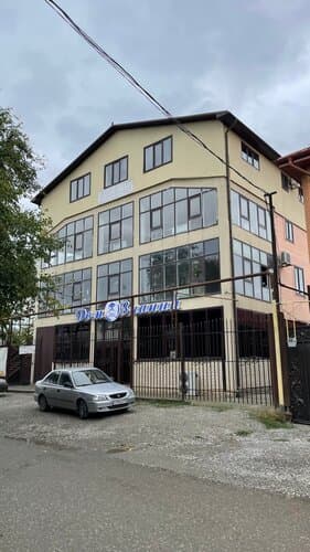 Внешний вид отеля 8 Марта в Грозном