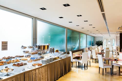 Внешний вид отеля Hilton Garden Inn Rome Claridge