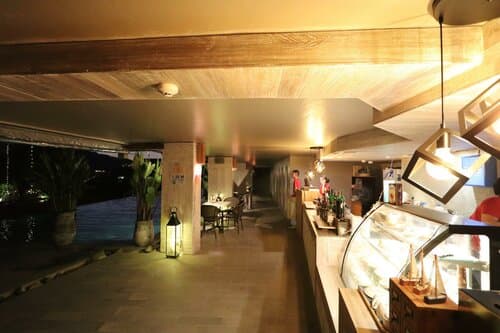 Внешний вид отеля Dinso Resort & Villas Phuket в Патонге