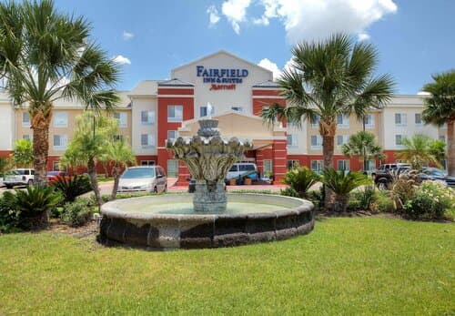 Внешний вид отеля Fairfield Inn and Suites by Marriott Laredo