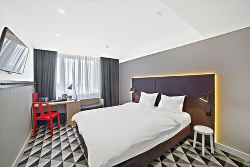 Внешний вид отеля Azimut Сити Отель Владивосток в Владивостоке