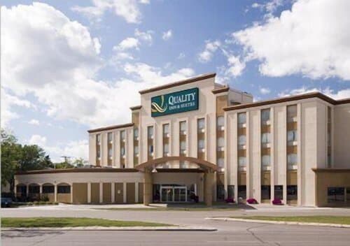 Внешний вид отеля Quality Inn and Suites Winnipeg в Виннипеге