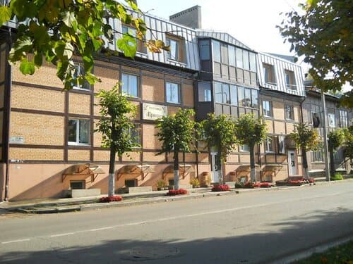 Внешний вид отеля Приорат в Гатчине