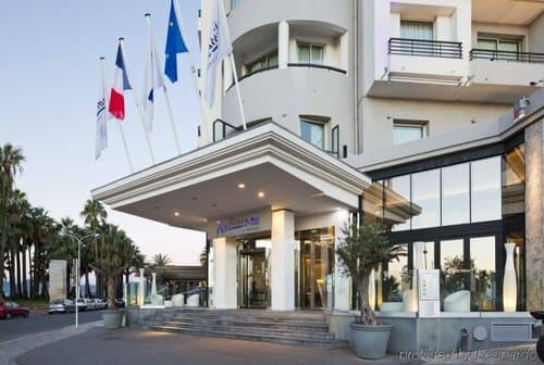 Внешний вид отеля Canopy by Hilton Cannes в Каннах