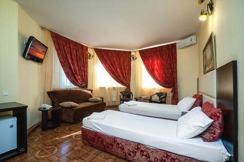 Внешний вид отеля Мартон Баден в Западном округе