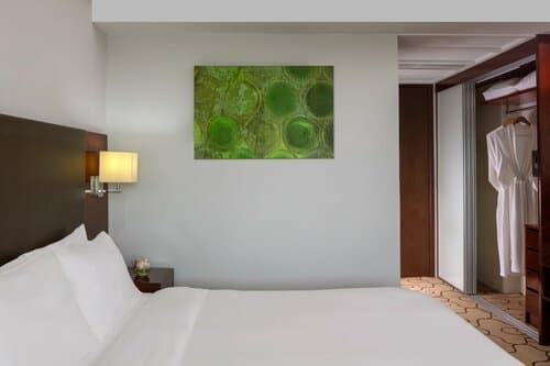 Внешний вид отеля Radisson Hotel Brunei Darussalam