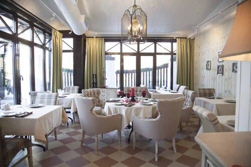 Внешний вид отеля Аверон