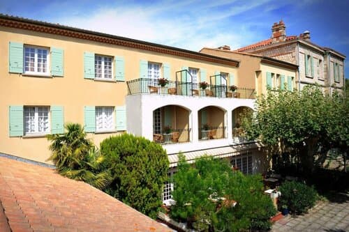 Внешний вид отеля Le Castelet Des Alpilles