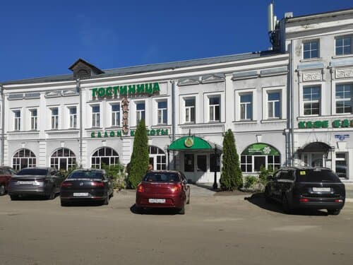 Внешний вид отеля Лионъ