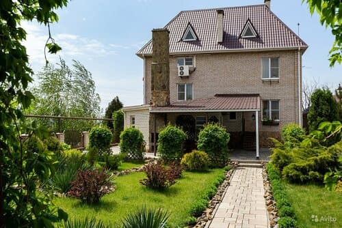 Внешний вид отеля B&B в Астрахани