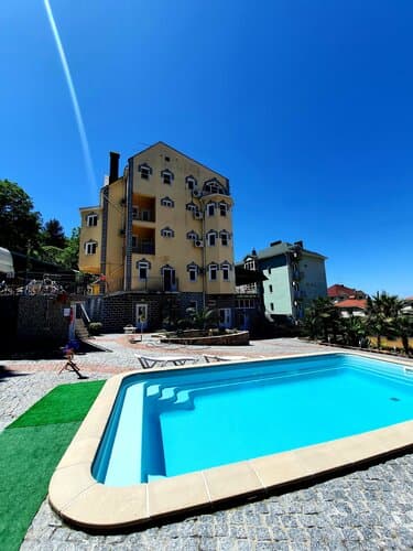 Внешний вид отеля Атлант