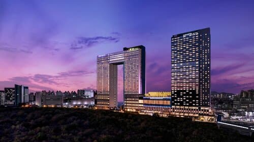 Внешний вид отеля Grand Mercure Ambassador Seoul Yongsan в Сеуле