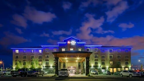 Внешний вид отеля Best Western Plus Sherwood Park Inn & Suites