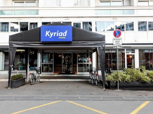 Внешний вид отеля Kyriad Clermont Ferrand Centre в Клермон-Ферране