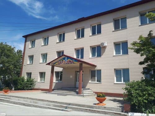 Внешний вид отеля Геолог в Сахалинской области