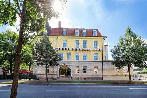 Внешний вид отеля Regiohotel Quedlinburger Hof в Кведлинбурге