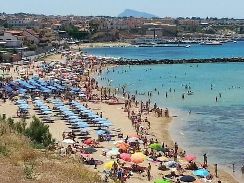 Внешний вид отеля Cinisi Vacanze