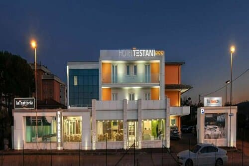 Внешний вид отеля Hotel Testani Frosinone