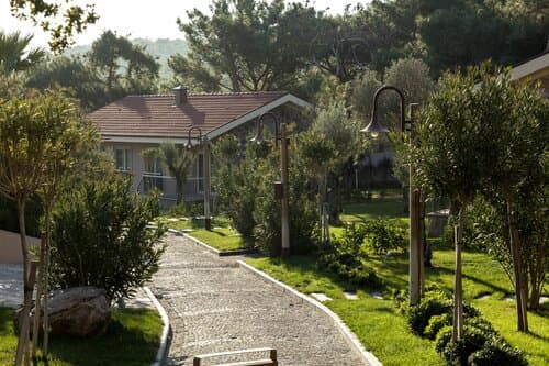 Внешний вид отеля D-Resort Ayvalık