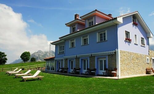 Внешний вид отеля Hotel Mirador del Sella